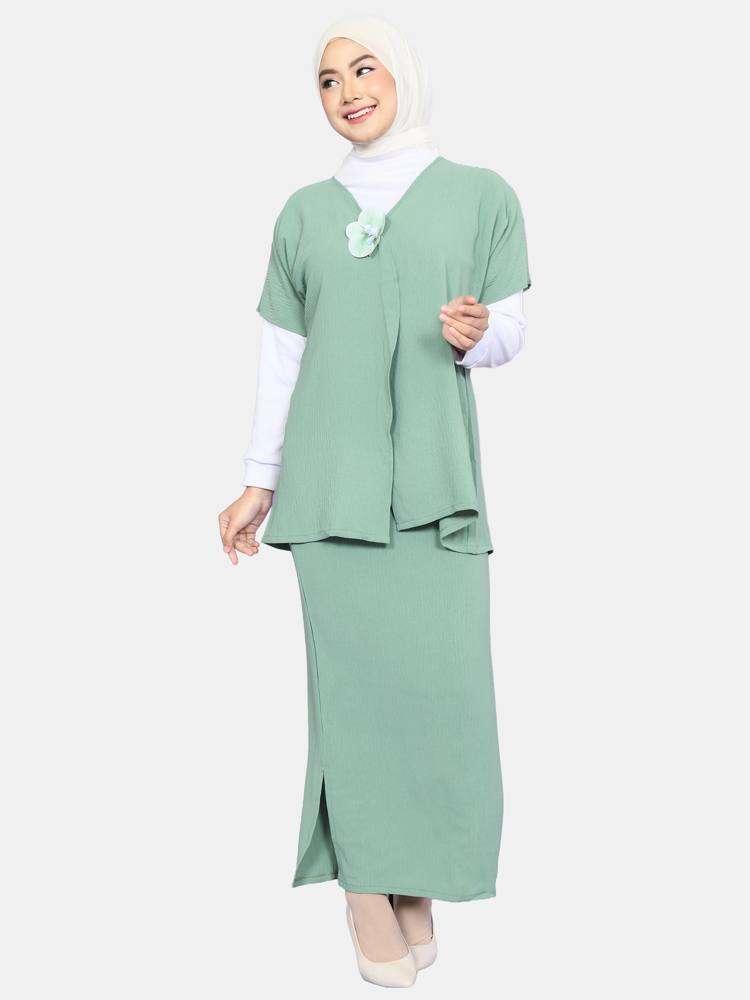 Mybamus Russel One Set Outer Skirt view 3