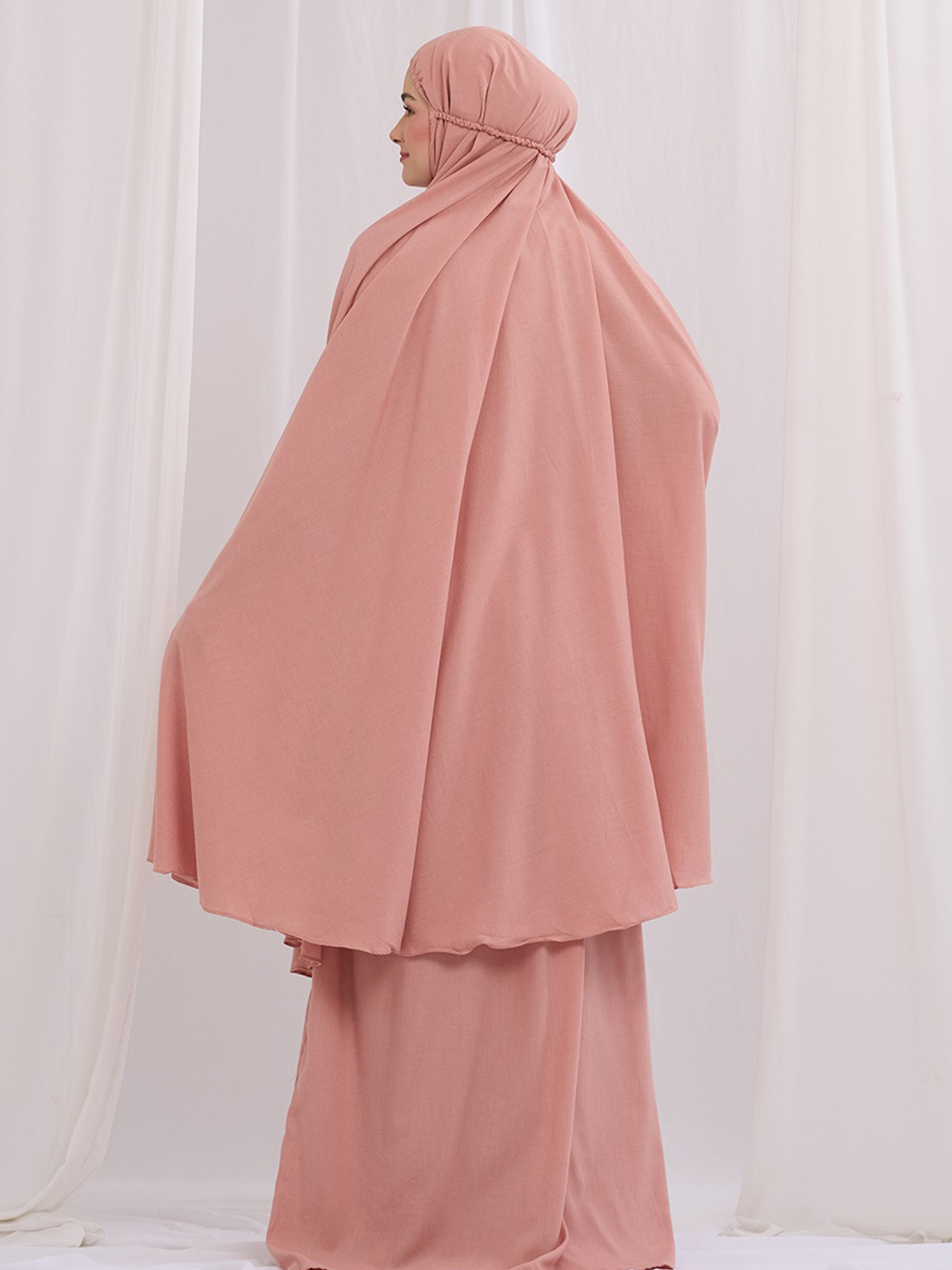 Aira Nazma Maxi Mukena - Peach view 2