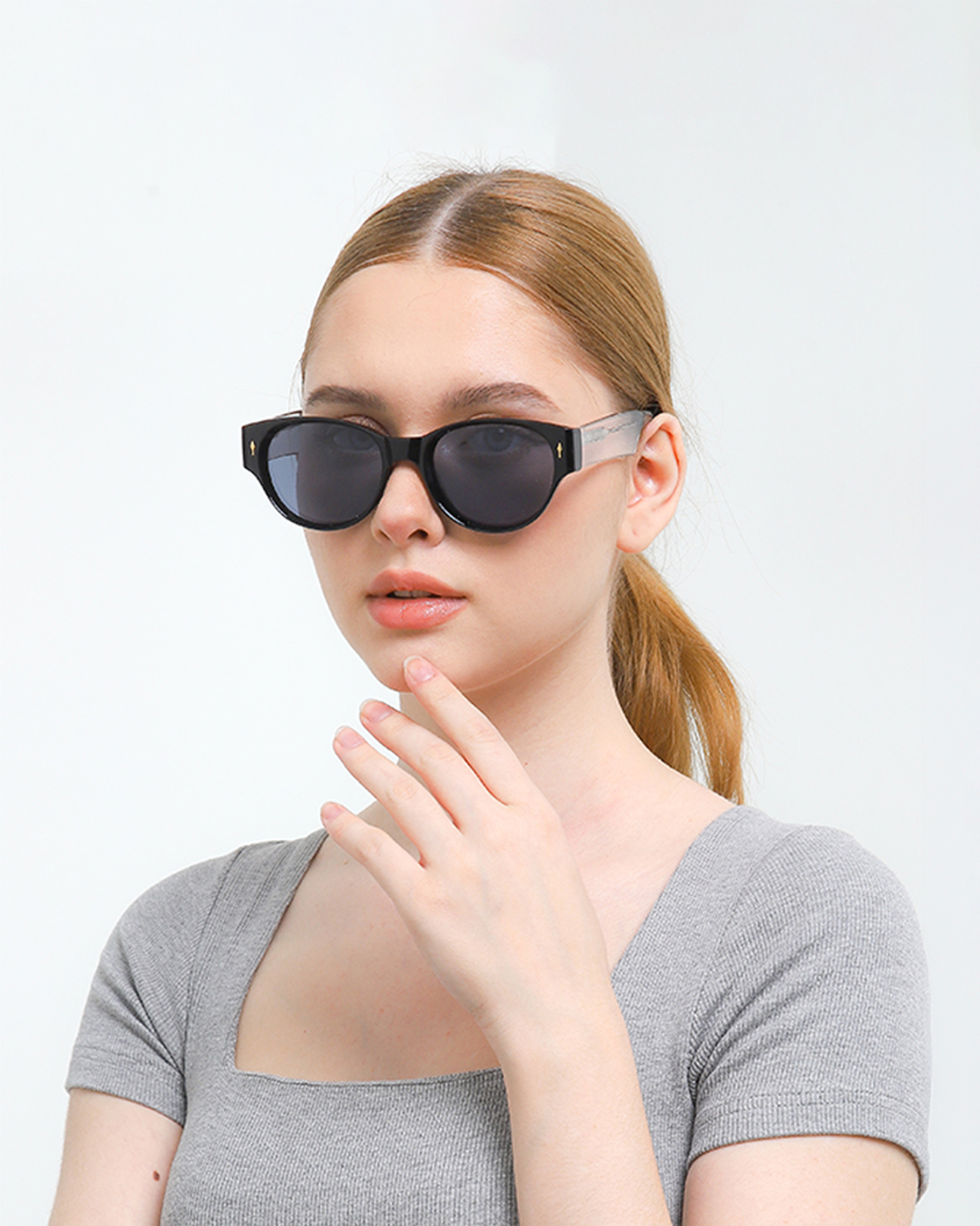Venus  Kacamata  Pria Wanita Antiradiasi Fashion Sunglasses Bahan Premium view 6