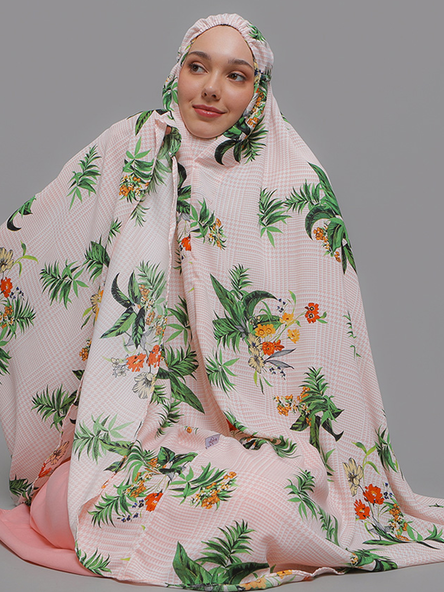 Chaerunnisa Athalla Mukena - Peach view 3