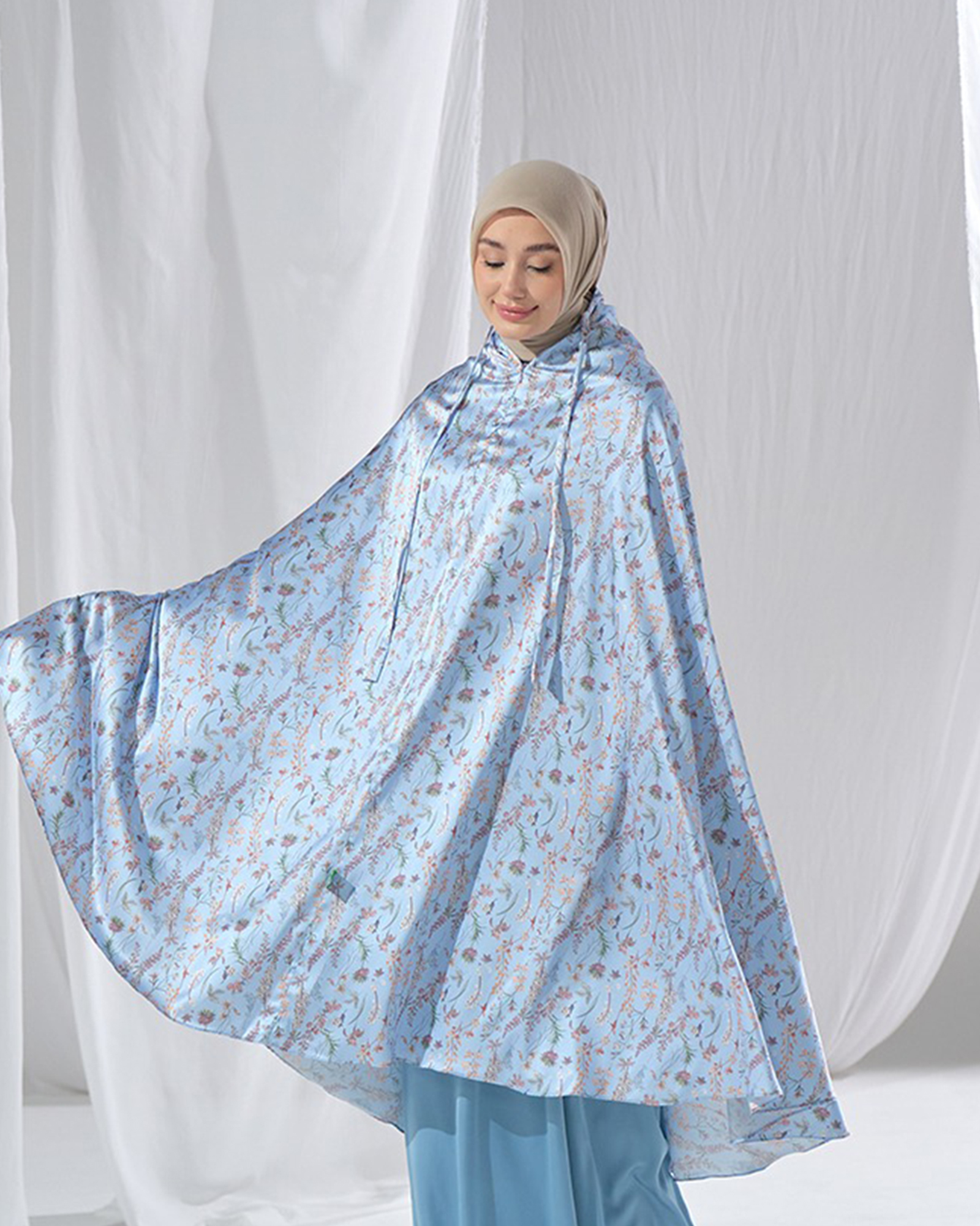 Maryan Saffanah Mukena - Blue view 3