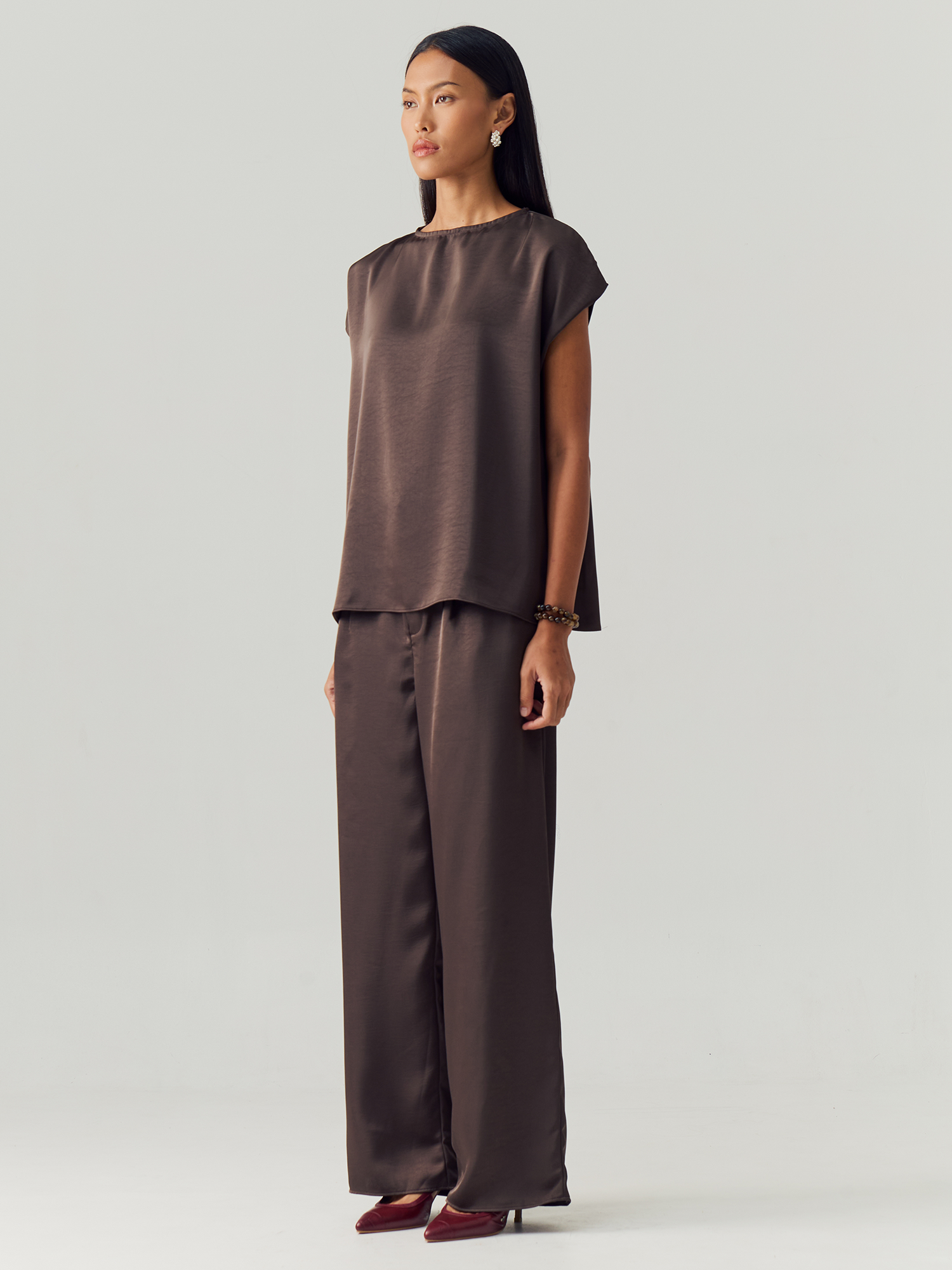 Espresso Silk Sleeveless Set view 3