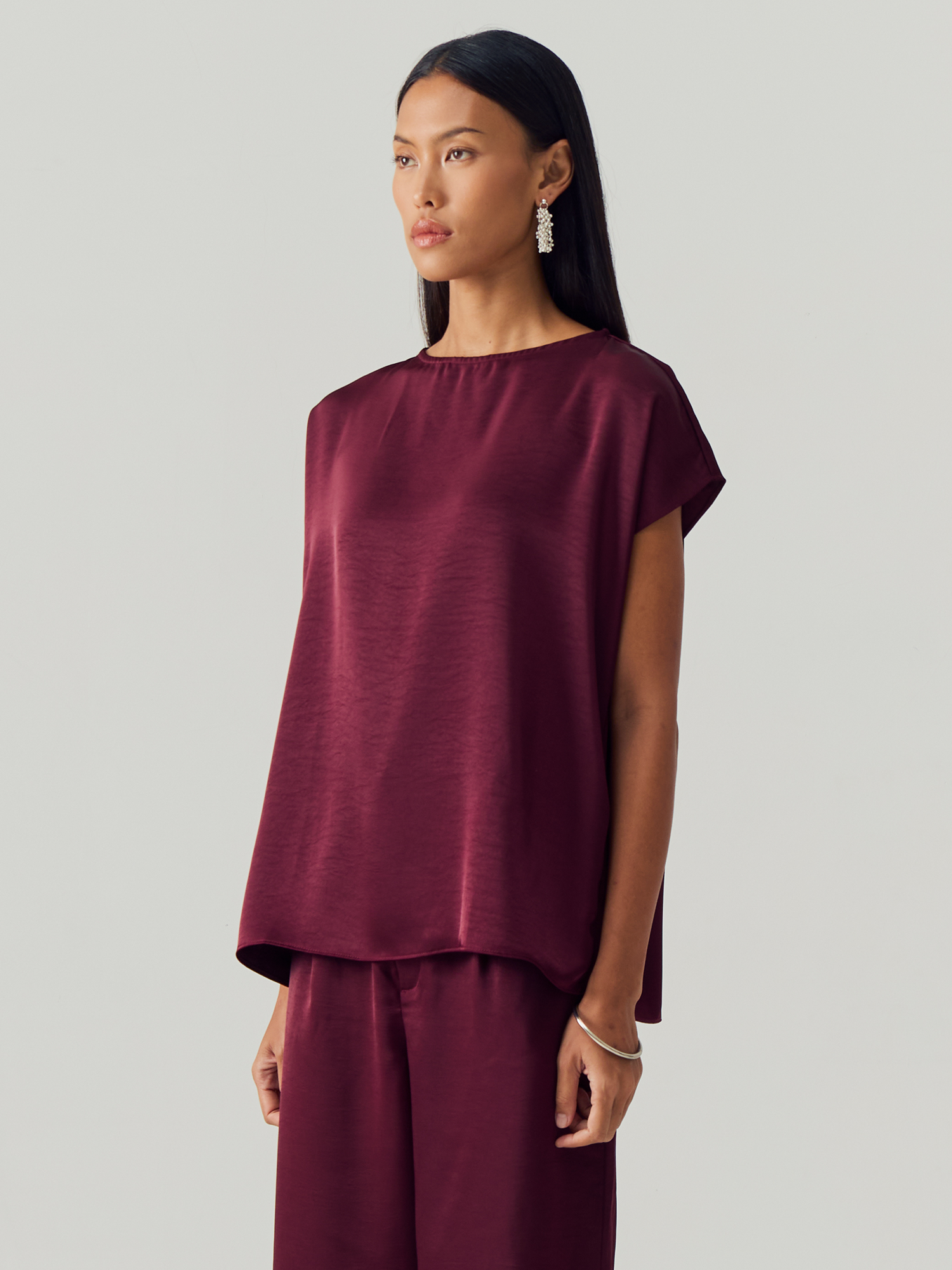 Burgundy Silk Sleeveless Set view 3
