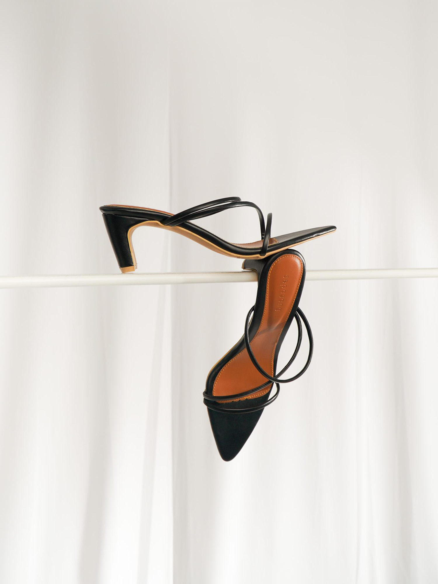 Claire Heels